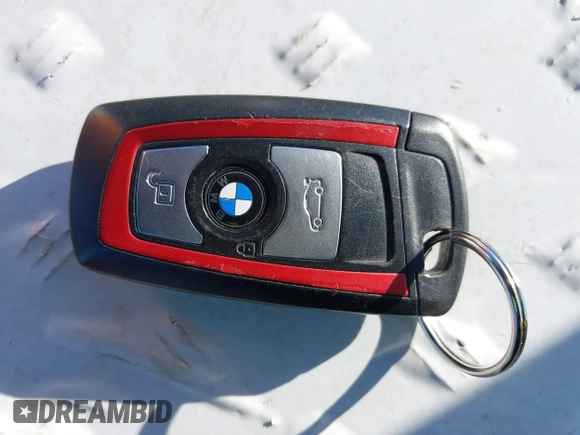 2013 BMW 3 Series 328i xDrive with VIN WBA3B5G51DNS04317, listed as a IAAI auction lot 41434777 with 1 mi miles. Bid and sale history available at carsss.com. Image 11.