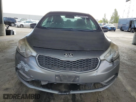 2016 Kia Forte LX with VIN KNAFX4A67G5477888, listed as a Copart auction lot 53723575 with 272,022 mi miles and Clean Title. Bid and sale history available at carsss.com. Image 5.