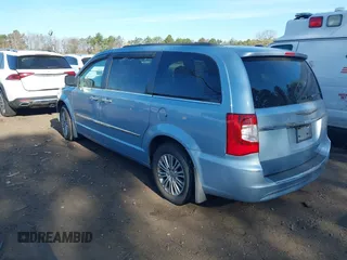 2013 Chrysler Town & Country Touring-L with VIN 2C4RC1CG2DR531435, listed as a IAAI auction lot 42107438 with 119,353 mi miles. Bid and sale history available at carsss.com. Image 3.