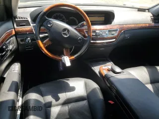 2008 Mercedes-Benz S 550 z VIN WDDNG86XX8A228278, wystawiony jako Copart lot #56500155 z przebiegiem 130 341 mil mil oraz Szkoda całkowita • Salvage title. Historia ofert i sprzedaży dostępna na DreamBid. Obrazek 8.
