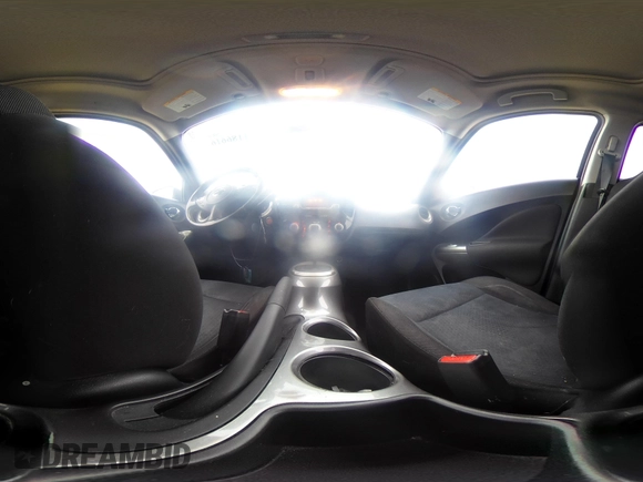 2015 Nissan Juke SL z VIN JN8AF5MV6FT565581, wystawiony jako IAAI lot #41186616 z przebiegiem 142 065 mil mil oraz . Historia ofert i sprzedaży dostępna na DreamBid. Obrazek 22.