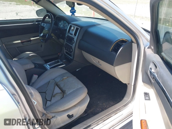 2007 Chrysler 300 C with VIN 2C3KA63H17H849672, listed as a IAAI auction lot 41800769 with 249,457 mi miles and . Bid and sale history available at carsss.com. Image 5.