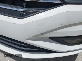 2019 Volkswagen Jetta SEL Premium z VIN 3VWGB7BU6KM168451, wystawiony jako IAAI lot #42090183 z przebiegiem 75 851 mil mil oraz . Historia ofert i sprzedaży dostępna na DreamBid. Obrazek 16.
