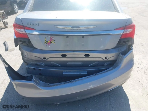 2013 Chrysler 200 Touring with VIN 1C3CCBBB4DN655936, listed as a IAAI auction lot 41963751 with 197,019 mi miles. Bid and sale history available at carsss.com. Image 14.