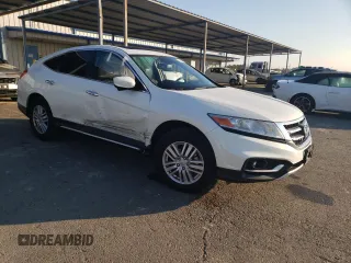 2015 Honda Crosstour EX-L with VIN 5J6TF3H54FL002302, listed as a Copart auction lot 84015844 with 69,517 mi miles and Salvage Title. Bid and sale history available at carsss.com. Image 4.