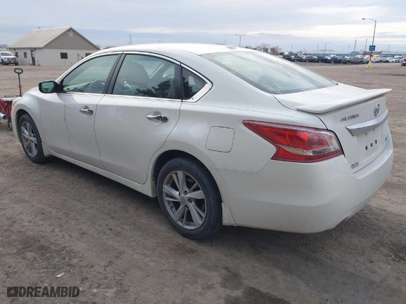 2013 Nissan Altima 2.5 SL with VIN 1N4AL3AP8DC140624, listed as a IAAI auction lot 41718089 with 127,089 mi miles. Bid and sale history available at carsss.com. Image 3.