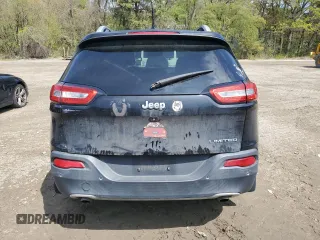 2014 Jeep Cherokee Limited with VIN 1C4PJLDS6EW134220, listed as a Copart auction lot 55585885 with 117,766 mi miles and Clean title. Bid and sale history available at DreamBid. Image 6.