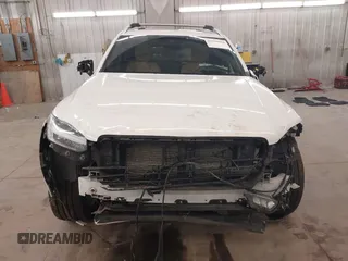 2019 Volvo XC90 Momentum with VIN YV4A22PK3K1452939, listed as a IAAI auction lot 41359960 with 96,973 mi miles. Bid and sale history available at carsss.com. Image 13.