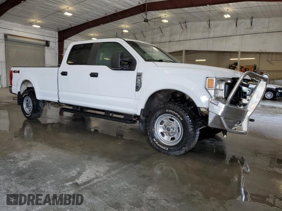 2021 Ford F-350 XL with VIN 1FT8W3BN7MED72617, listed as a Copart auction lot 61134705 with 95,600 mi miles and Salvage title. Bid and sale history available at DreamBid. Image 4.