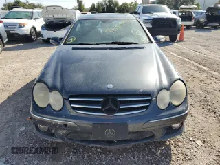 2008 Mercedes-Benz CLK 550 with VIN WDBTJ72H48F253111, listed as a Copart auction lot 76559954 with 170,297 mi miles and Salvage Title. Bid and sale history available at DreamBid. Image 5.