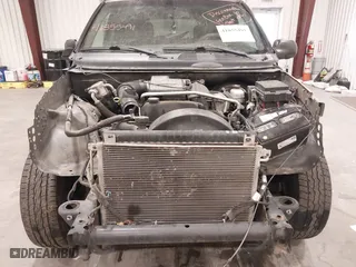 2004 Chevrolet TrailBlazer LS with VIN 1GNDT13S742420710, listed as a IAAI auction lot 41855491 with 209,315 mi miles. Bid and sale history available at carsss.com. Image 6.