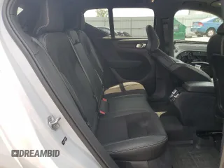 2021 Volvo XC40 R-Design with VIN YV4162UM7M2447377, listed as a Copart auction lot 59814333 with 47,225 mi miles and . Bid and sale history available at DreamBid. Image 10.