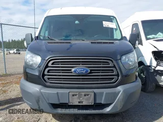 2015 Ford Transit Cargo z VIN 1FTYR2CMXFKB28360, wystawiony jako IAAI lot #42312402 z przebiegiem 126 228 mil mil oraz . Historia ofert i sprzedaży dostępna na DreamBid. Obrazek 12.