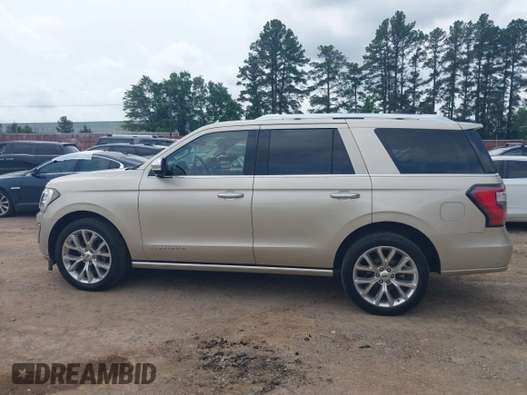 2018 Ford Expedition Platinum with VIN 1FMJU1MT6JEA33748, listed as a IAAI auction lot 42144346 with 188,585 mi miles. Bid and sale history available at carsss.com. Image 14.