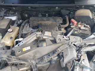 2018 Toyota RAV4 LE z VIN JTMBFREV7JJ250802, wystawiony jako IAAI lot #42578008 z przebiegiem 145 952 mil mil oraz . Historia ofert i sprzedaży dostępna na DreamBid. Obrazek 10.