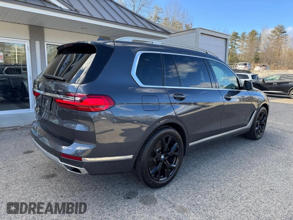2019 BMW X7 xDrive40i z VIN 5UXCW2C55KLB44273, wystawiony jako Copart lot #48701655 z przebiegiem 135 765 mil mil oraz Czysty tytuł • Clean title. Historia ofert i sprzedaży dostępna na DreamBid. Obrazek 4.