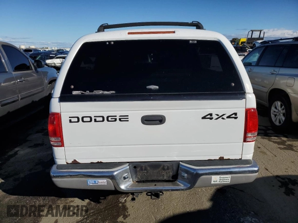 2001 Dodge Dakota z VIN 1B7HG2AX01S229161, wystawiony jako Copart lot #44562925 z przebiegiem 151 690 mil mil oraz Czysty tytuł • Clean title. Historia ofert i sprzedaży dostępna na DreamBid. Obrazek 6.
