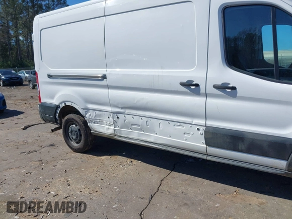 2023 Ford Transit Cargo with VIN 1FTBR1C88PKA07752, listed as a IAAI auction lot 41590510 with 71,062 mi miles and . Bid and sale history available at DreamBid. Image 6.