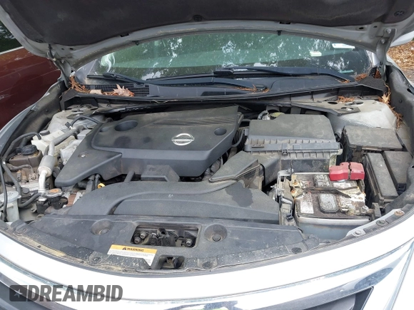 2014 Nissan Altima SV with VIN 1N4AL3AP5EC326056, listed as a IAAI auction lot 42143855 with 272,178 mi miles and . Bid and sale history available at carsss.com. Image 10.
