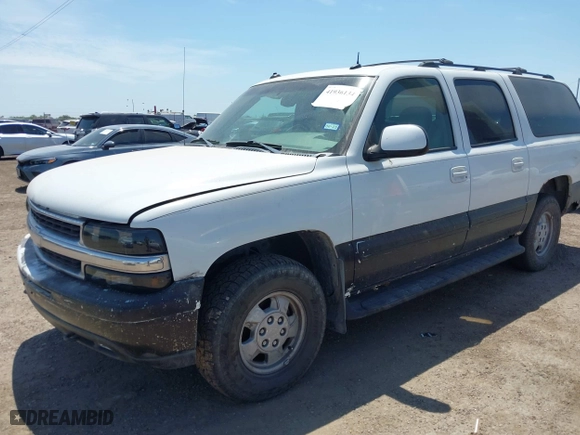 2003 Chevrolet Suburban LT with VIN 1GNFK16Z33J142851, listed as a IAAI auction lot 41936134 with 225,701 mi miles. Bid and sale history available at carsss.com. Image 2.