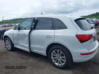 2015 Audi Q5 Premium Plus z VIN WA1LFAFP3FA051933, wystawiony jako IAAI lot #42346116 z przebiegiem 67 640 mil mil oraz . Historia ofert i sprzedaży dostępna na DreamBid. Obrazek 6.