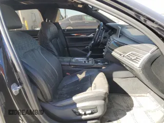 2019 BMW 7 Series 750i xDrive with VIN WBA7F2C50KB240590, listed as a Copart auction lot 64859212 with 10,157 mi miles. Bid and sale history available at carsss.com. Image 5.