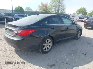 2011 Hyundai Sonata GLS with VIN 5NPEB4AC3BH158080, listed as a IAAI auction lot 42126511 with 176,000 mi miles and . Bid and sale history available at carsss.com. Image 4.
