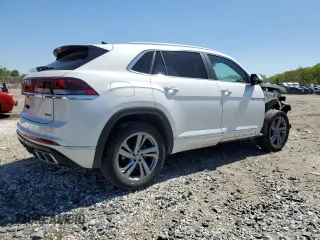 2024 Volkswagen Atlas SEL R-Line z VIN 1V2AE2CA8RC203816, wystawiony jako Copart lot #55007815 z przebiegiem 16 079 mil mil oraz Szkoda całkowita • Salvage title. Historia ofert i sprzedaży dostępna na DreamBid. Obrazek 3.