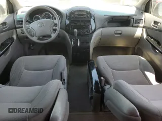 2004 Toyota Sienna CE with VIN 5TDZA23C24S045742, listed as a Copart auction lot 56206625 with 239,601 mi miles and Clean Title. Bid and sale history available at DreamBid. Image 8.