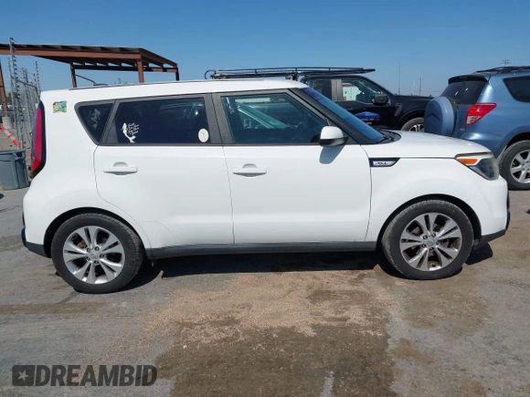 2016 Kia Soul + z VIN KNDJP3A51G7238839, wystawiony jako IAAI lot #42486612 z przebiegiem 95 262 mil mil oraz . Historia ofert i sprzedaży dostępna na DreamBid. Obrazek 13.