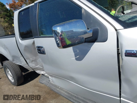2005 Ford F-150 XLT with VIN 1FTPX145X5NA78866, listed as a IAAI auction lot 41898595 with 173,659 mi miles. Bid and sale history available at carsss.com. Image 13.