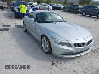 2016 BMW Z4 sDrive28i with VIN WBALL5C51G5A20361, listed as a IAAI auction lot 40739134 with 1 mi miles. Bid and sale history available at carsss.com. Image 1.