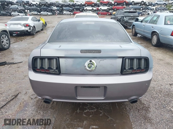 2007 Ford Mustang GT Deluxe with VIN 1ZVFT82H575260357, listed as a IAAI auction lot 41660003 with 192,320 mi miles. Bid and sale history available at carsss.com. Image 15.
