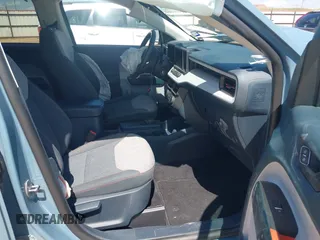 2022 Ford Maverick XL with VIN 3FTTW8F96NRA97616, listed as a IAAI auction lot 42146015 with Not Provided miles and . Bid and sale history available at DreamBid. Image 5.