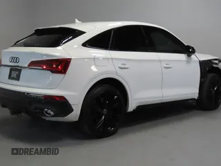 2023 Audi SQ5 Sportback Premium Plus z VIN WA124AFY1P2038636, wystawiony jako Copart lot #53910115 z przebiegiem 27 258 mil mil oraz Szkody całkowita. Historia ofert i sprzedaży dostępna na DreamBid. Obrazek 3.