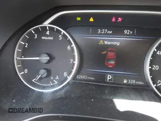 2017 Nissan Maxima SV с VIN 1N4AA6APOHC411463, выставлен на аукционе IAAI как лот 39652799 с пробегом 62 683 миль миль и . История ставок и продаж доступна на DreamBid. Изображение 16.