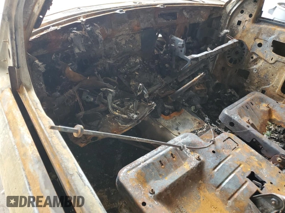 1996 Ford Ranger XL z VIN 1FTCR10A3TPB51735, wystawiony jako Copart lot #55229865 z przebiegiem Nie podano mil oraz Szkoda całkowita • Salvage title. Historia ofert i sprzedaży dostępna na DreamBid. Obrazek 8.