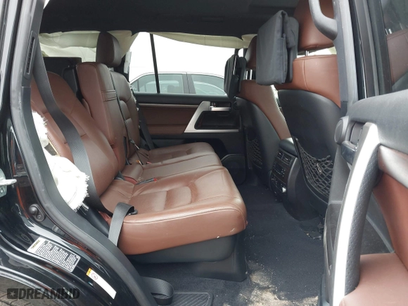 2016 Toyota Land Cruiser with VIN JTMCY7AJ6G4038101, listed as a IAAI auction lot 41613369 with 151,593 mi miles. Bid and sale history available at carsss.com. Image 8.