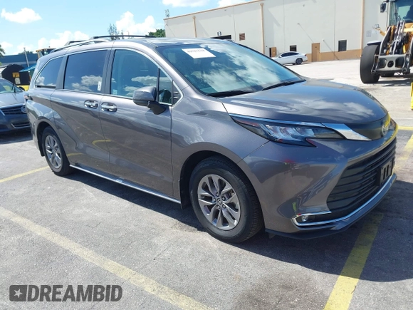2023 Toyota Sienna XLE с VIN 5TDYSKFC4PS076631, выставлен на аукционе IAAI как лот 42527538 с пробегом 20 123 миль миль и . История ставок и продаж доступна на DreamBid. Изображение 1.