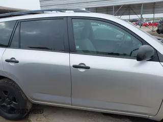 2012 Toyota RAV4 with VIN 2T3BF4DV8CW220006, listed as a IAAI auction lot 41918318 with 147,960 mi miles. Bid and sale history available at carsss.com. Image 13.