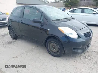 2008 Toyota Yaris with VIN JTDJT923985181007, listed as a IAAI auction lot 41800270 with 353,818 mi miles. Bid and sale history available at carsss.com. Image 1.