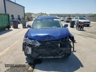 2017 Nissan Rogue SV z VIN JN8AT2MTXHW141702, wystawiony jako Copart lot #53534015 z przebiegiem 120 523 mil mil oraz Szkoda całkowita • Salvage title. Historia ofert i sprzedaży dostępna na DreamBid. Obrazek 15.