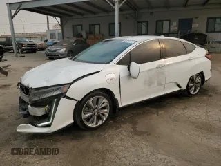 2019 Honda Clarity Plug-In Hybrid with VIN JHMZC5F18KC003000, listed as a Copart auction lot 84576324 with 39,239 mi miles and Salvage Title. Bid and sale history available at carsss.com. Image 1.