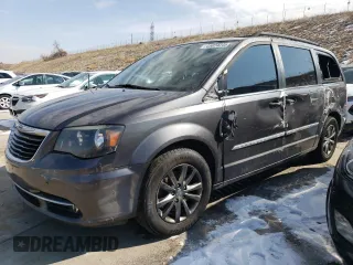 2015 Chrysler Town & Country S with VIN 2C4RC1HG3FR711096, listed as a Copart auction lot 45024245 with 156,850 mi miles and Salvage Title. Bid and sale history available at carsss.com. Image 1.