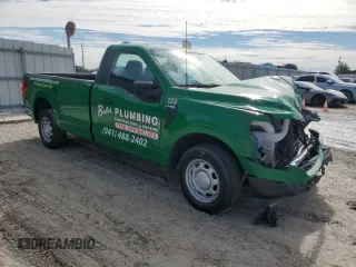 2022 Ford F-150 XL with VIN 1FTMF1CB3NKE30863, listed as a Copart auction lot 41484705 with 26,956 mi miles and Salvage Title. Bid and sale history available at carsss.com. Image 4.