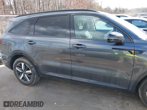 2021 Kia Sorento S with VIN 5XYRL4LC3MG008296, listed as a IAAI auction lot 41690529 with 38,539 mi miles and . Bid and sale history available at DreamBid. Image 13.