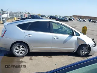 2008 Toyota Prius with VIN JTDKB20U287708237, listed as a IAAI auction lot 42381526 with 302,296 mi miles and . Bid and sale history available at DreamBid. Image 14.