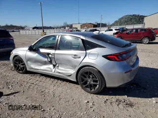 2025 Honda Civic Sport z VIN 19XFL2H82SE010045, wystawiony jako Copart lot #88132265 z przebiegiem 2007 mil mil oraz Szkoda całkowita • Salvage title. Historia ofert i sprzedaży dostępna na DreamBid. Obrazek 2.