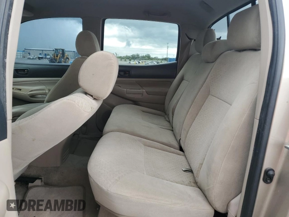 2005 Toyota Tacoma PreRunner с VIN 5TEKU72N35Z031555, выставлен на аукционе Copart как лот 63295825 с пробегом 140 031 миль миль и Списание • Salvage title. История ставок и продаж доступна на DreamBid. Изображение 10.