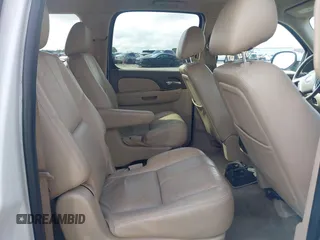 2011 Chevrolet Suburban LT with VIN 1GNSCJE01BR291466, listed as a IAAI auction lot 41800799 with 232,542 mi miles. Bid and sale history available at carsss.com. Image 8.